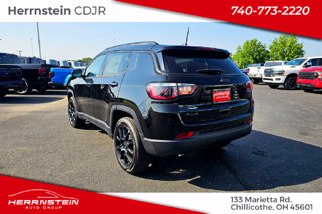 New 2026 Jeep Compass Latitude AWD/4WD image 5