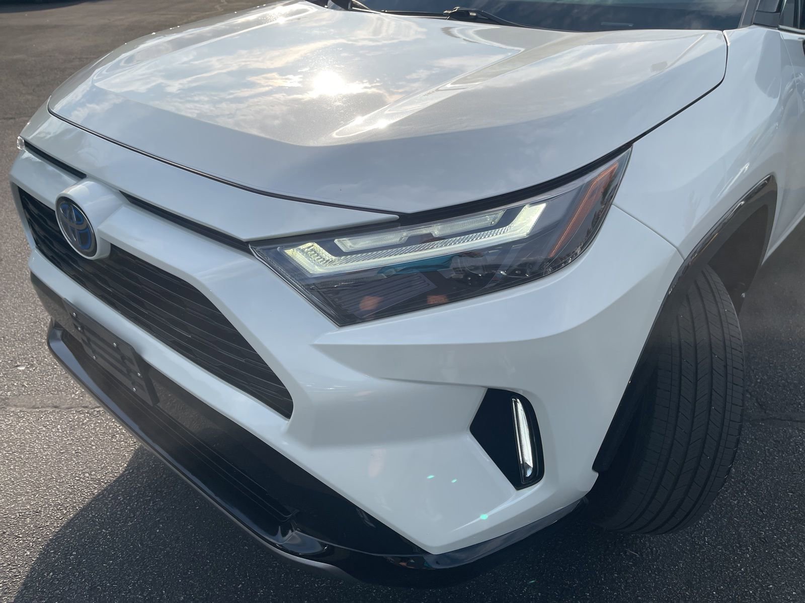 Used 2022 Toyota RAV4 XSE image 5