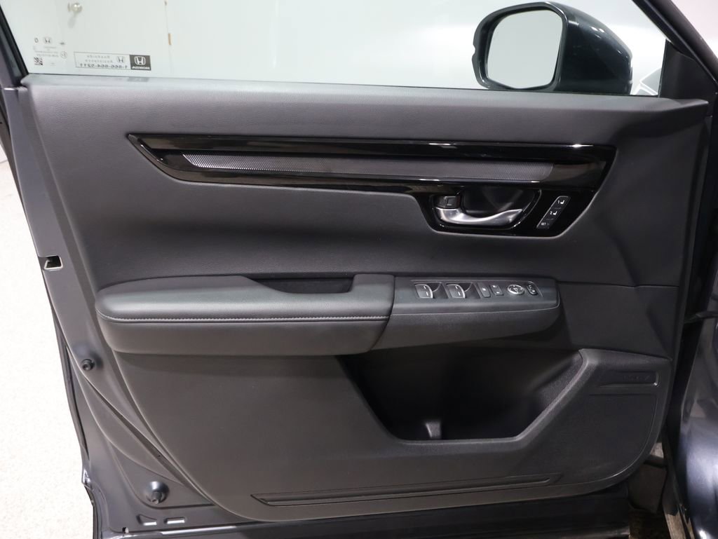 Used 2025 Honda CR-V EX-L image 13