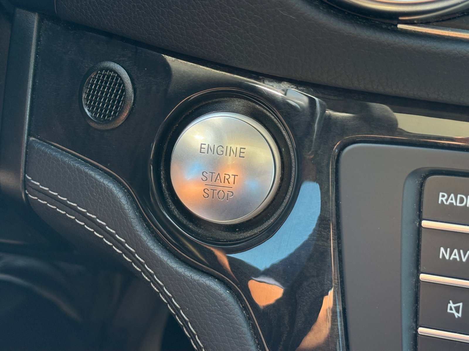 Certified 2018 Mercedes-Benz SL 550 image 30