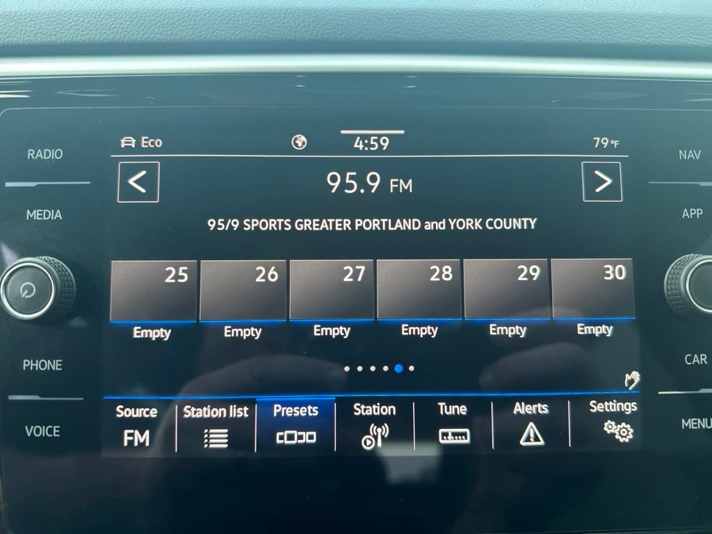 Used 2023 Volkswagen Atlas Cross Sport SEL Premium R-Line AWD/4WD image 27