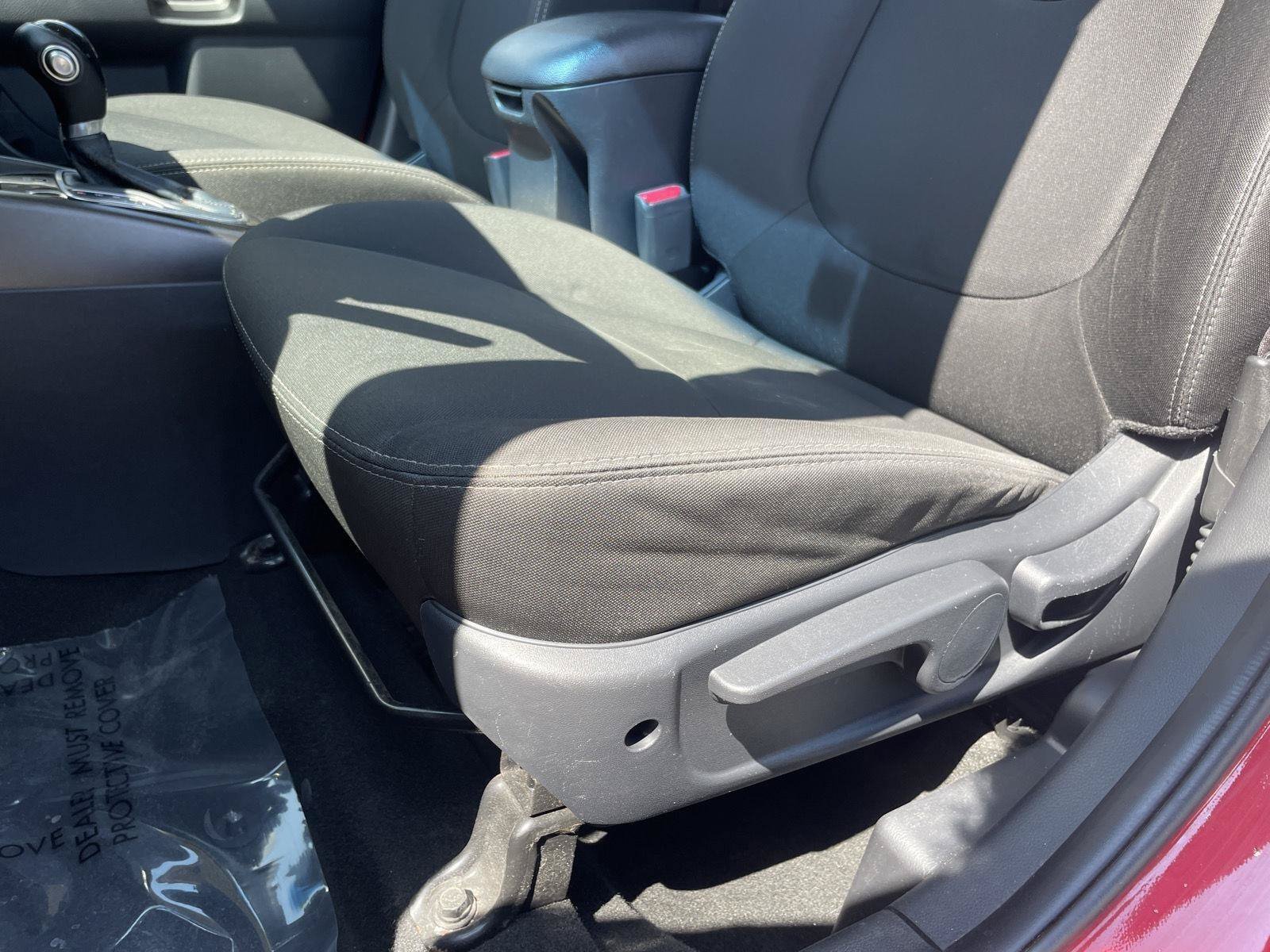 Used 2012 Kia Soul + FWD image 10