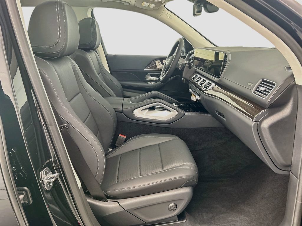 New 2026 Mercedes-Benz GLS 450 4MATIC image 19
