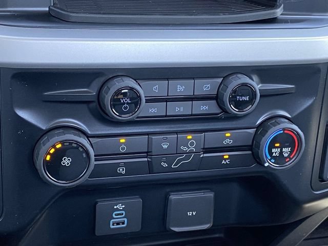 New 2025 Ford F550 4x4 Regular Cab Super Duty image 18