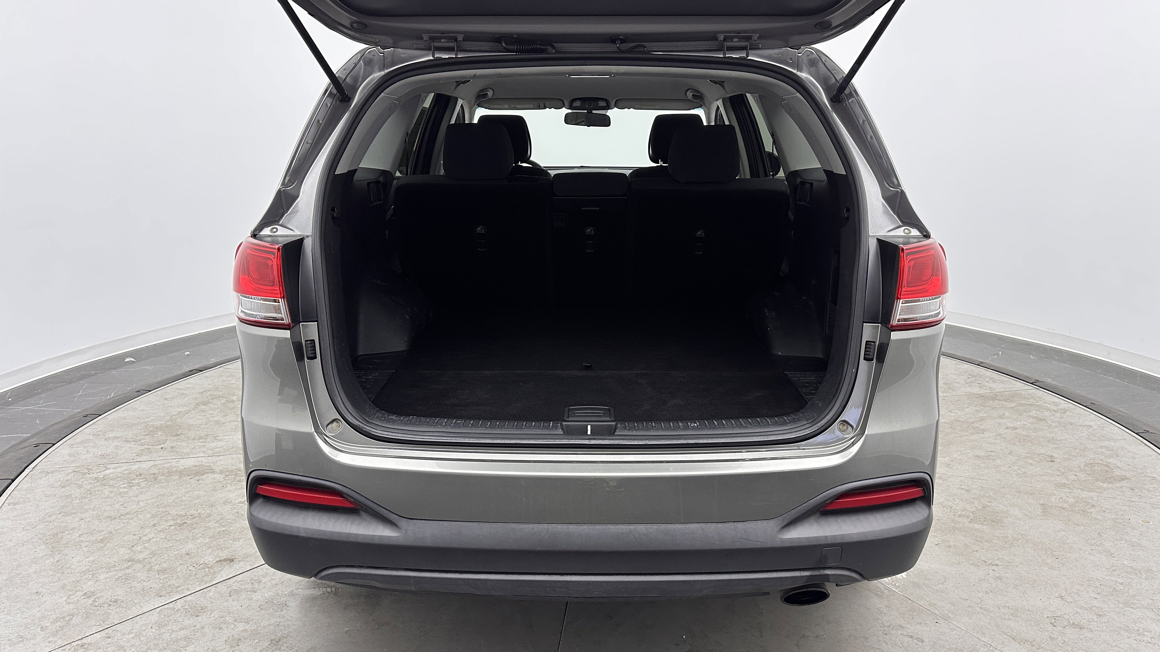 Used 2016 Kia Sorento LX image 26