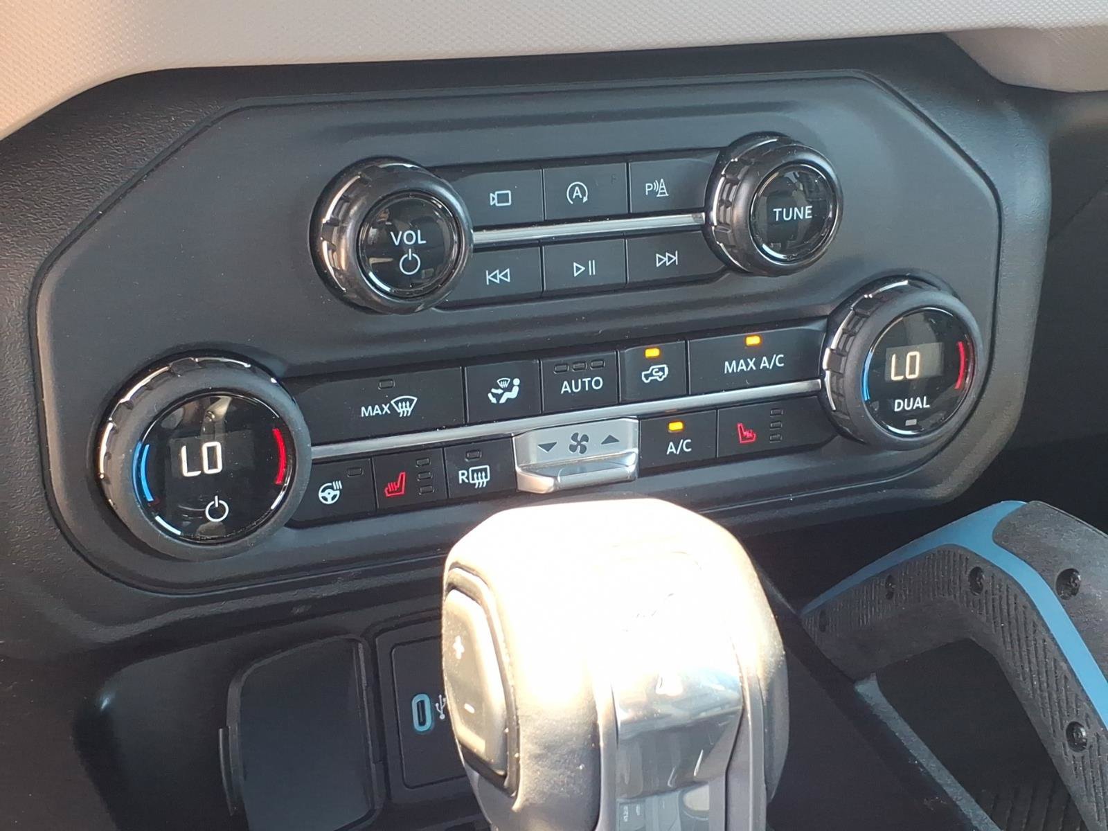 Used 2024 Ford Bronco Wildtrak AWD/4WD image 20