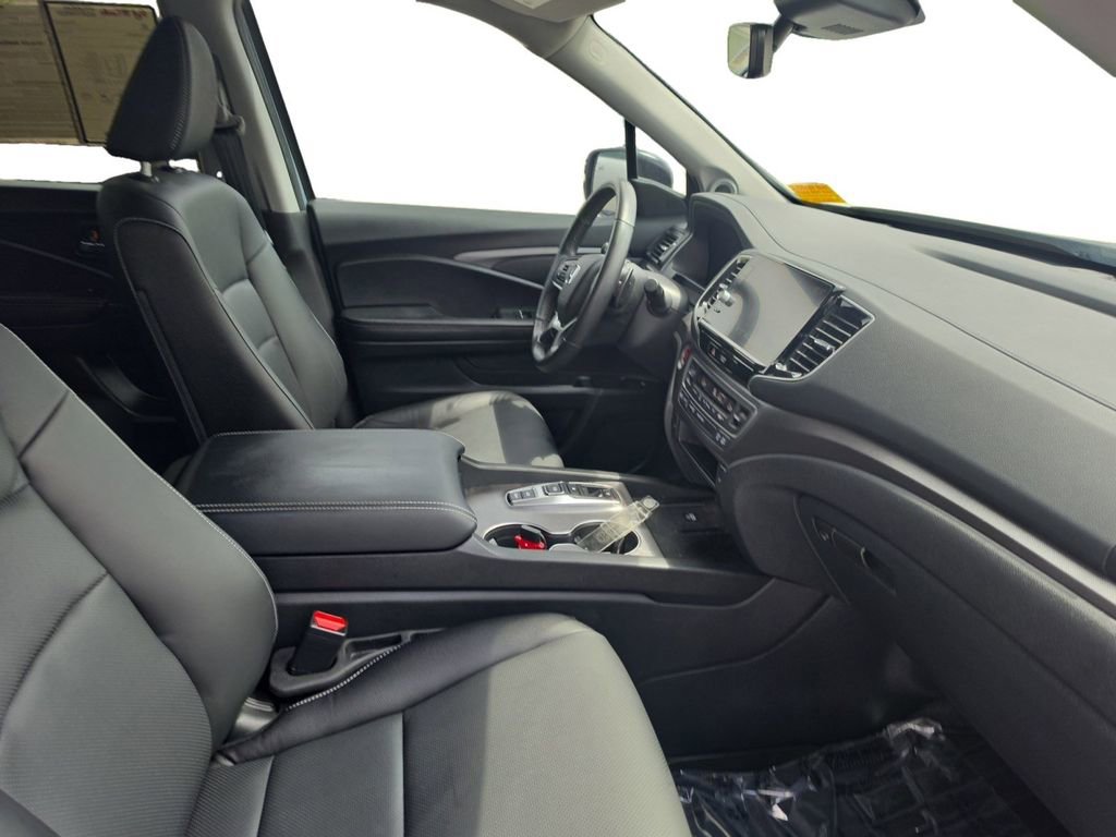 Used 2025 Honda Ridgeline RTL image 15