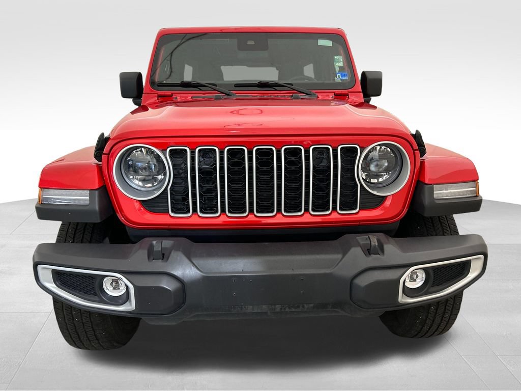 Used 2025 Jeep Wrangler Unlimited Sahara AWD/4WD image 9