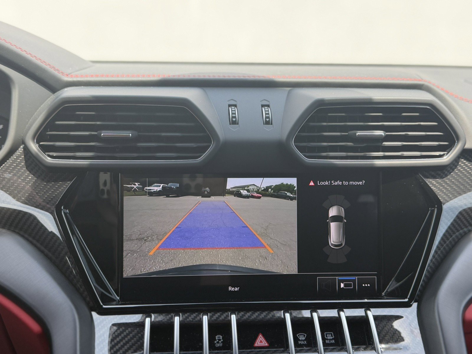 Used 2021 Lamborghini Urus AWD/4WD image 14