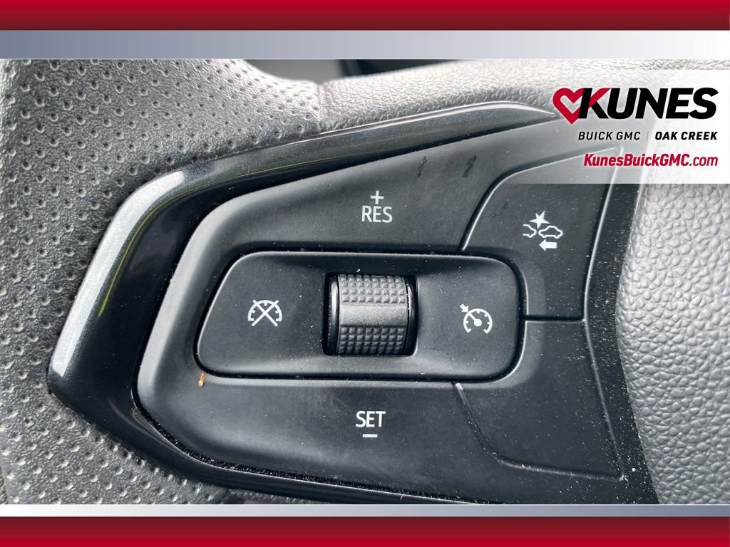 Used 2025 Chevrolet TrailBlazer LT image 14