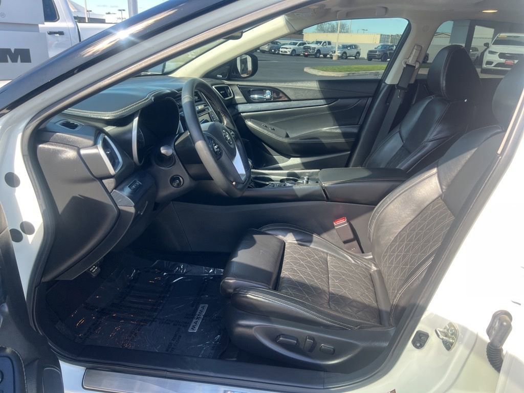 Used 2020 Nissan Maxima Platinum w/ Sport Mat Group image 14