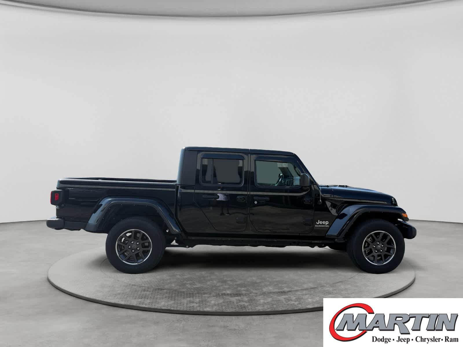 Used 2021 Jeep Gladiator Overland w/ Popular Equipment Package AWD/4WD image 4