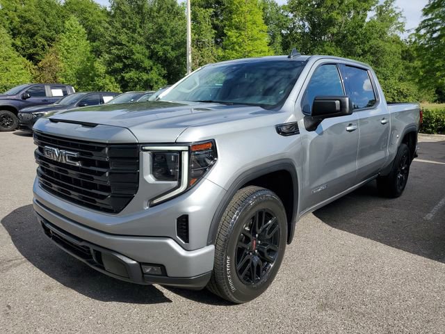 Used 2023 GMC Sierra 1500 Elevation RWD image 2