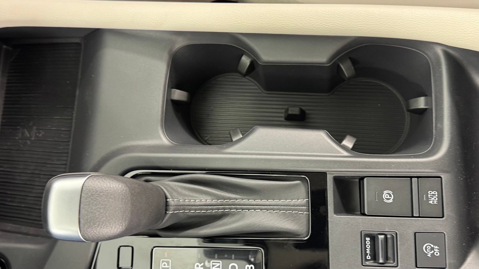 New 2026 Nissan Sentra SL w/ Floor Mat Package FWD image 27