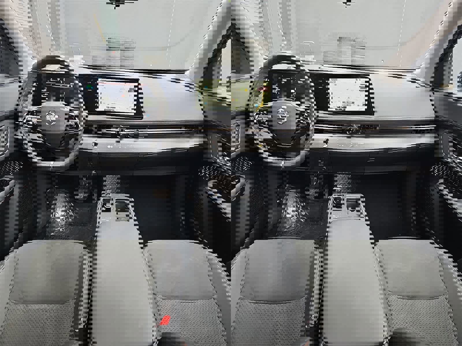 Used 2024 Nissan Ariya FWD image 14