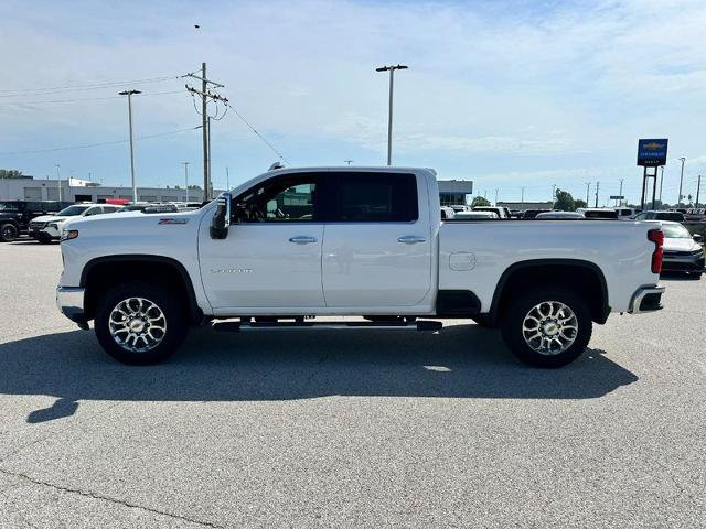 Used 2025 Chevrolet Silverado 2500 LTZ w/ LTZ Premium Package AWD/4WD video 2
