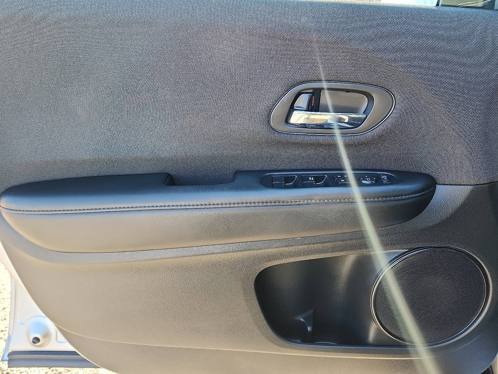 Used 2022 Honda HR-V Sport image 12