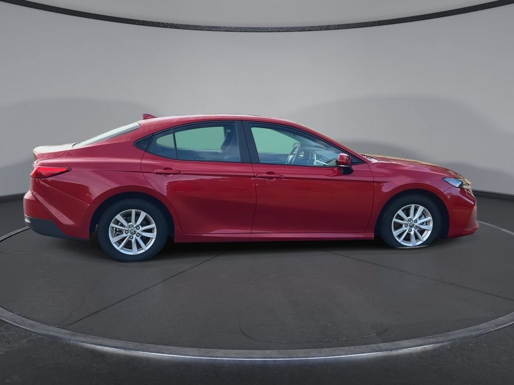 Used 2025 Toyota Camry LE FWD image 9