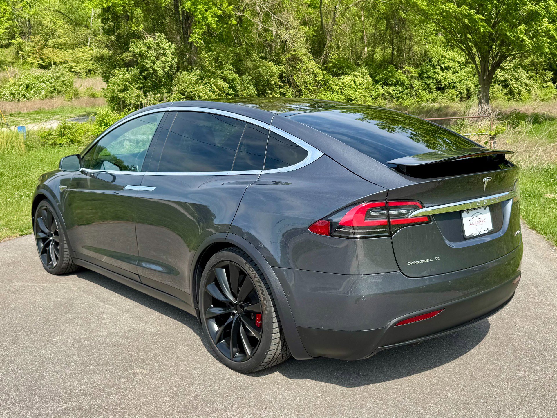 Used 2016 Tesla Model X Performance image 14