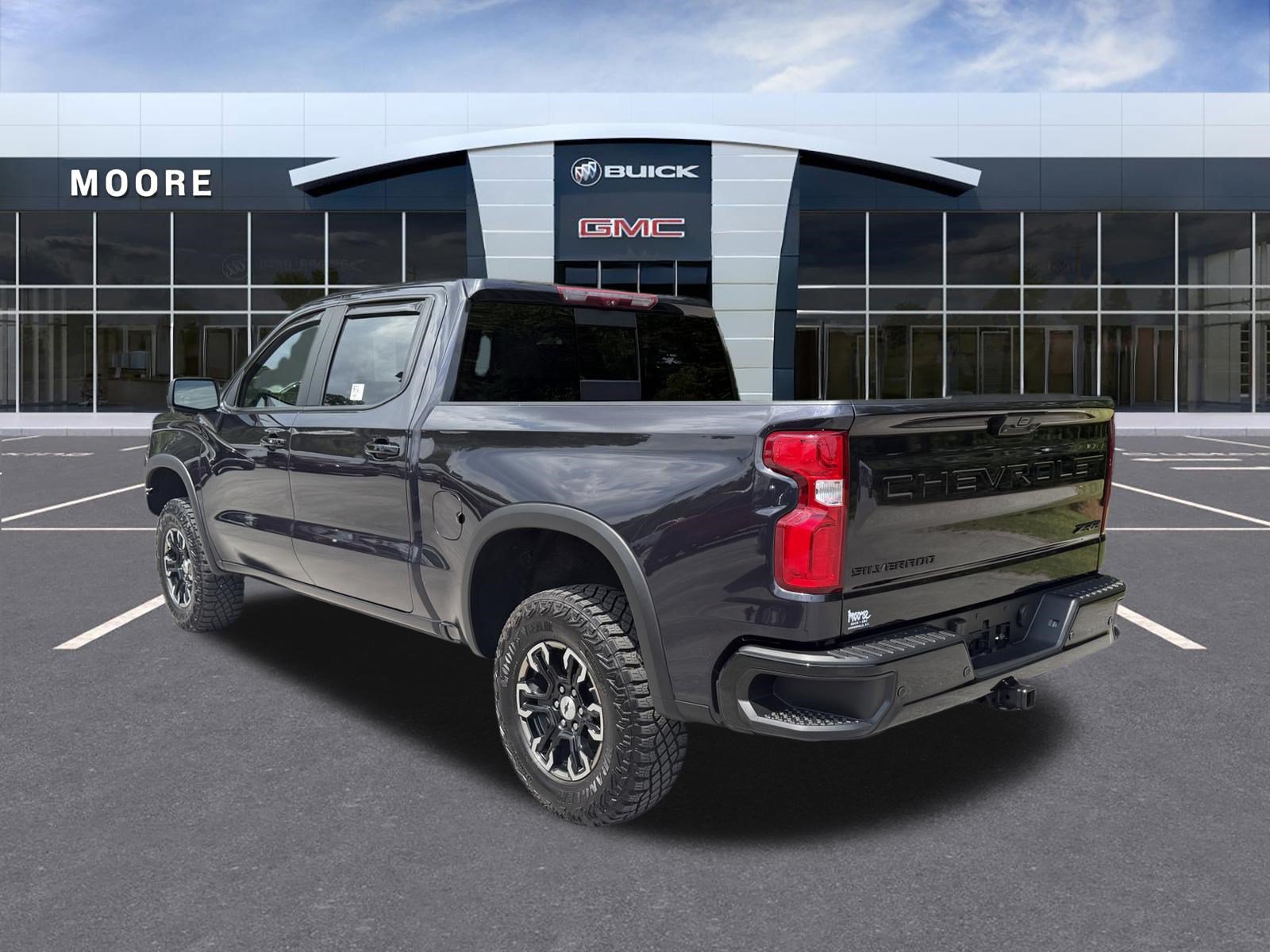 Used 2022 Chevrolet Silverado 1500 ZR2 w/ Technology Package AWD/4WD image 5