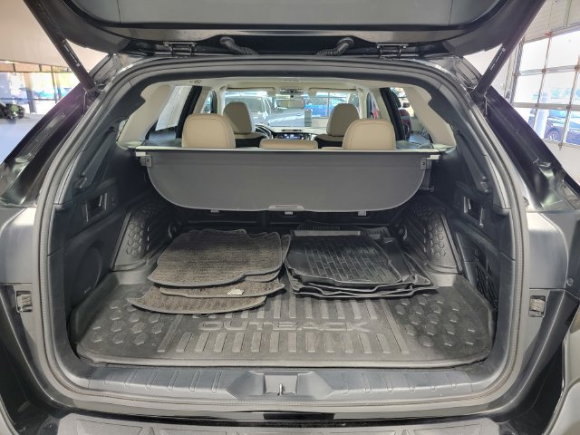 Used 2022 Subaru Outback Limited w/ Popular Package #2 AWD/4WD image 34