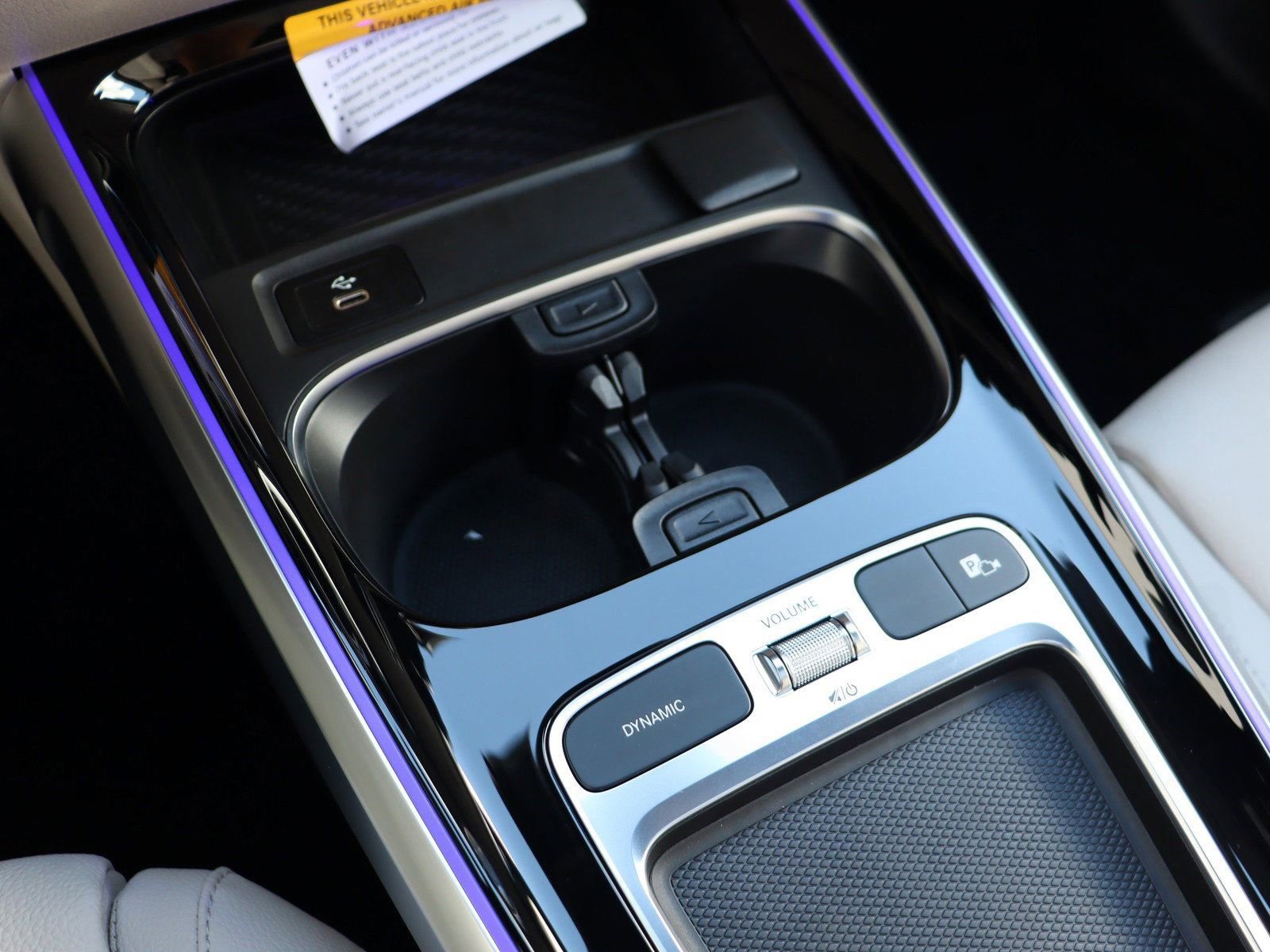 Certified 2025 Mercedes-Benz GLB 250 image 47