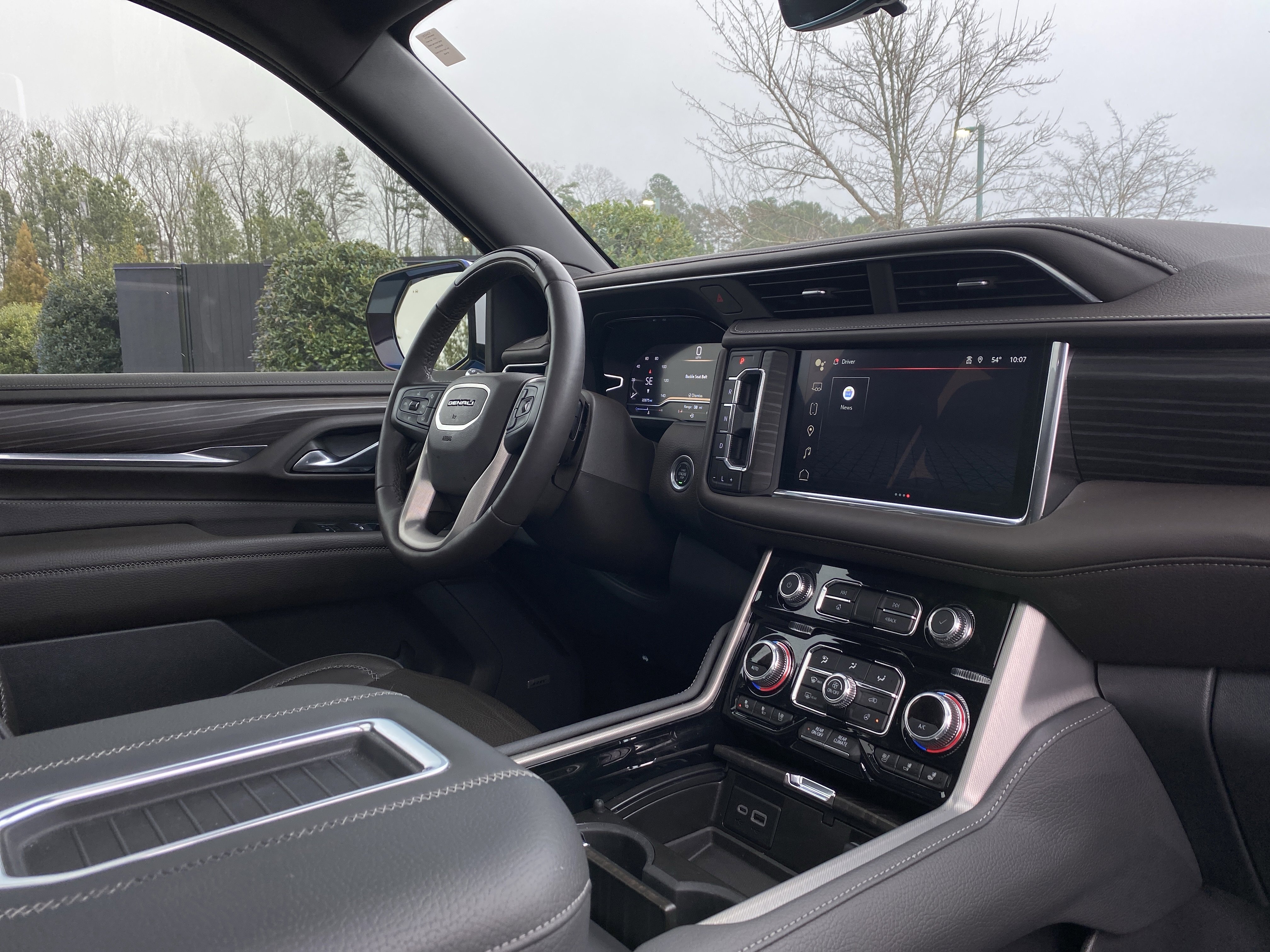 Used 2024 GMC Yukon Denali w/ Denali Reserve Package image 73