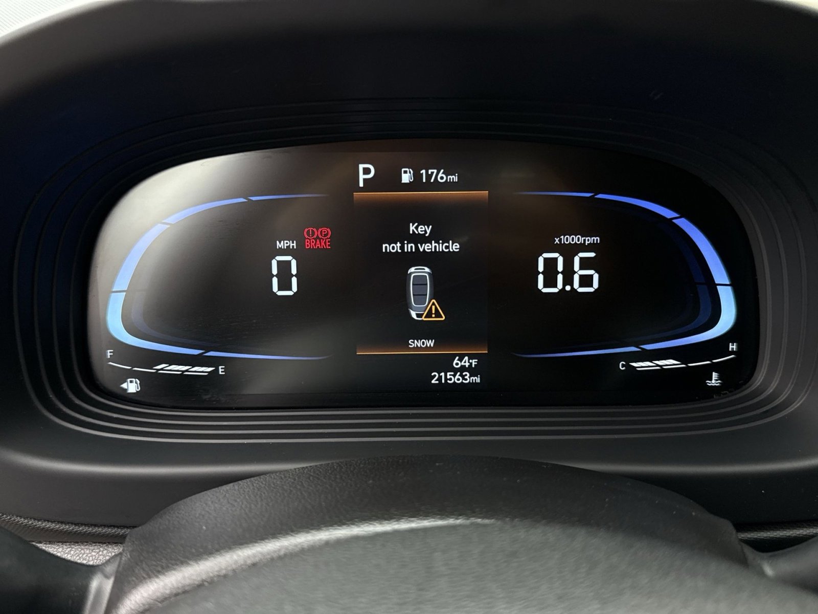 Certified 2024 Hyundai Venue Limited FWD image 17