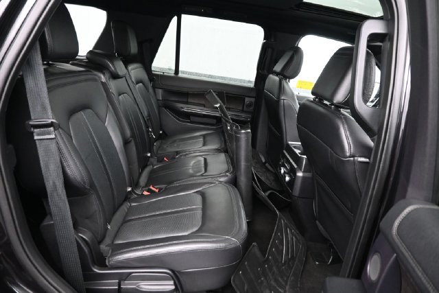 Used 2021 Ford Expedition Limited AWD/4WD image 9