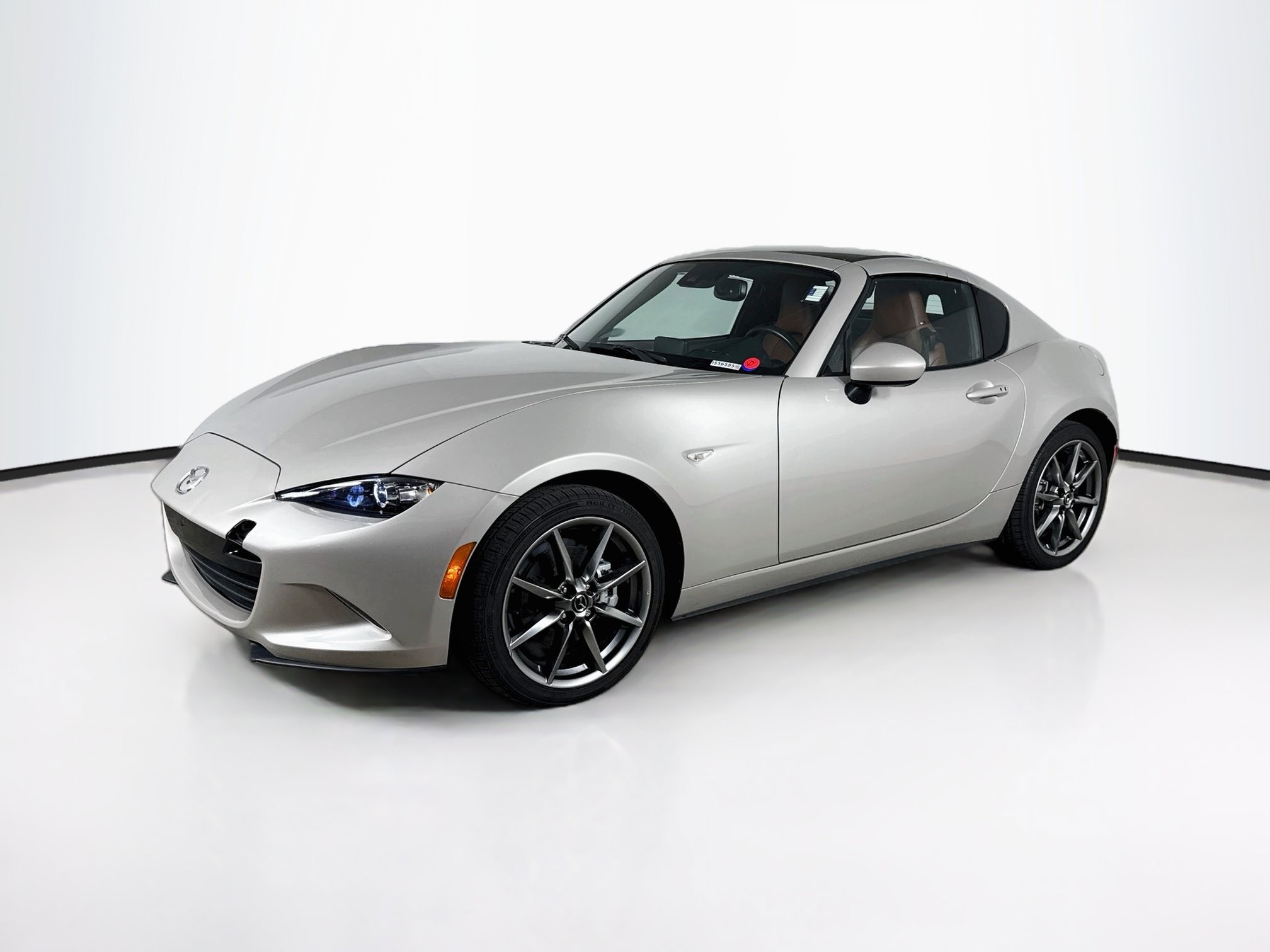Used 2023 MAZDA MX-5 Miata Grand Touring RWD image 4