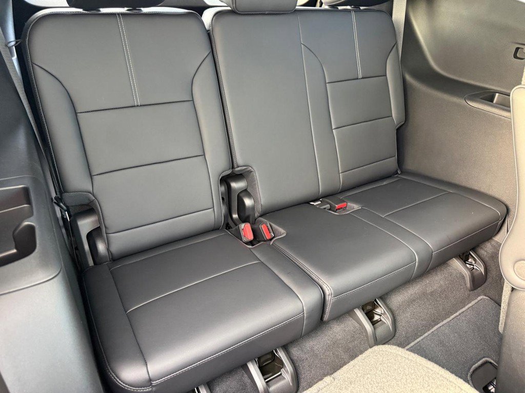 New 2026 GMC Acadia Elevation w/ Black Edition image 5