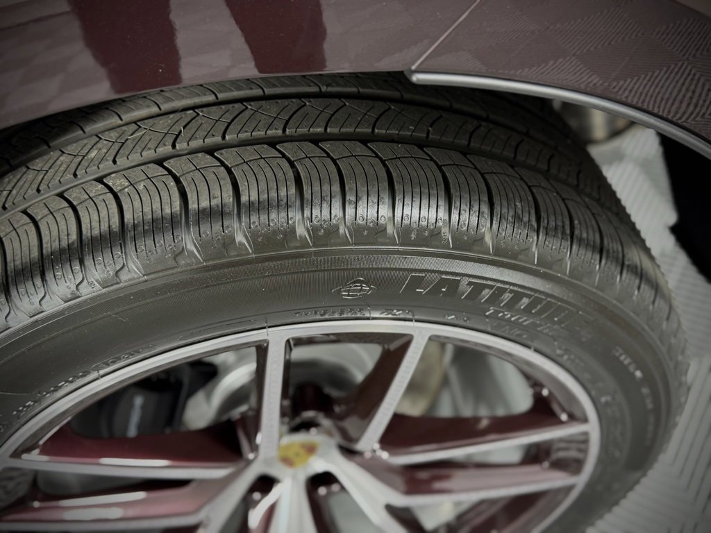 New 2025 Porsche Macan image 19