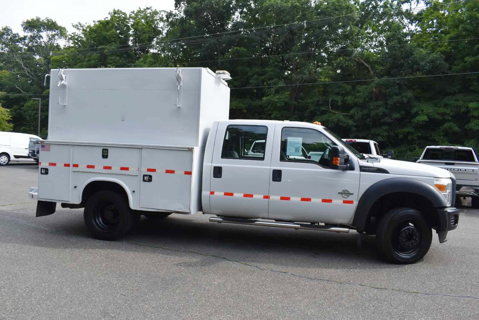 Used 2015 Ford F550 2WD Crew Cab Super Duty w/ Power Equipment Group image 3