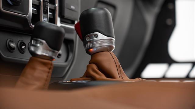 Used 2022 Jeep Wrangler Unlimited Sahara image 34