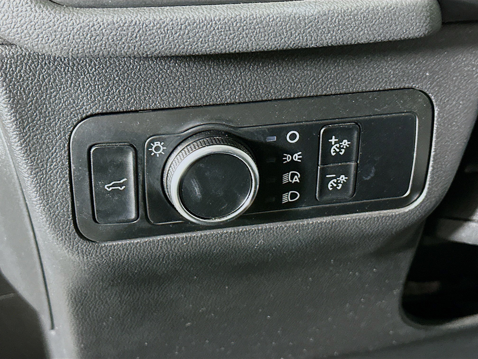 Used 2024 Ford Escape Active FWD image 17