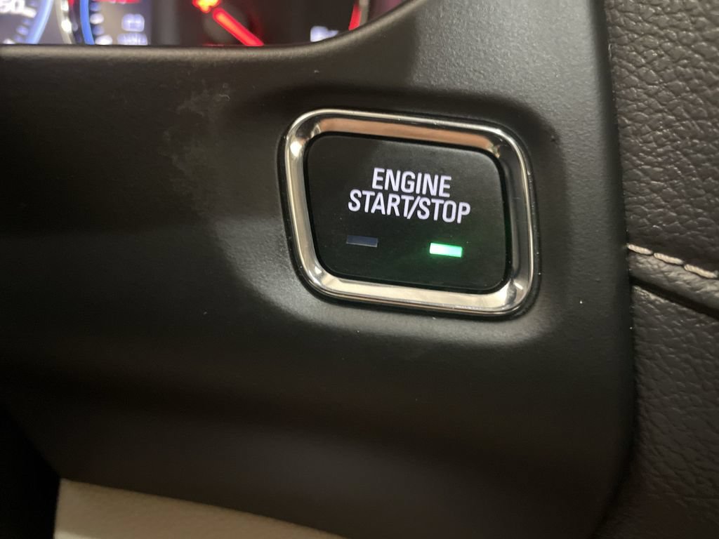 Used 2021 GMC Acadia Denali w/ Denali Technology Package FWD image 12