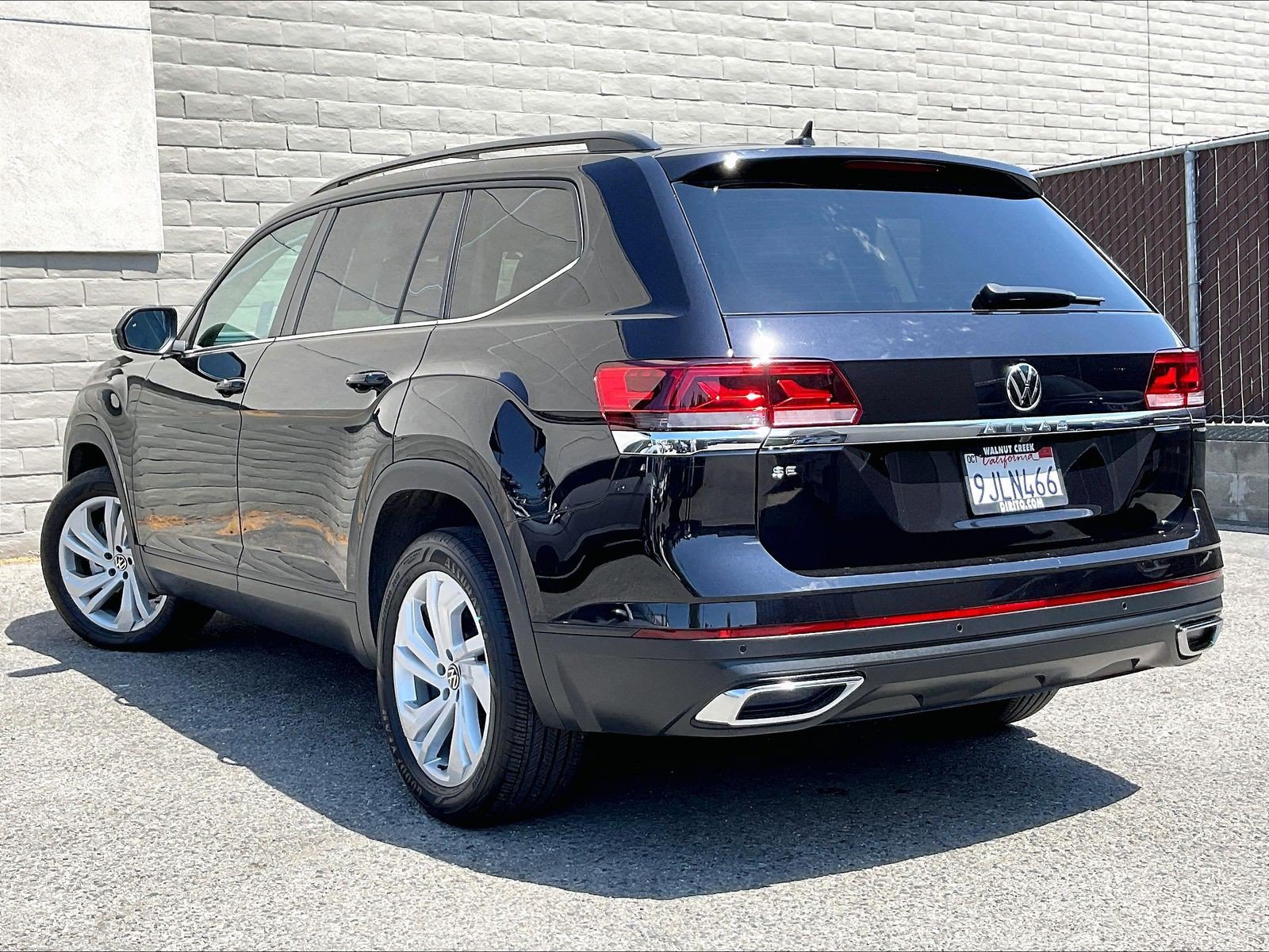 Certified 2023 Volkswagen Atlas SE FWD image 10
