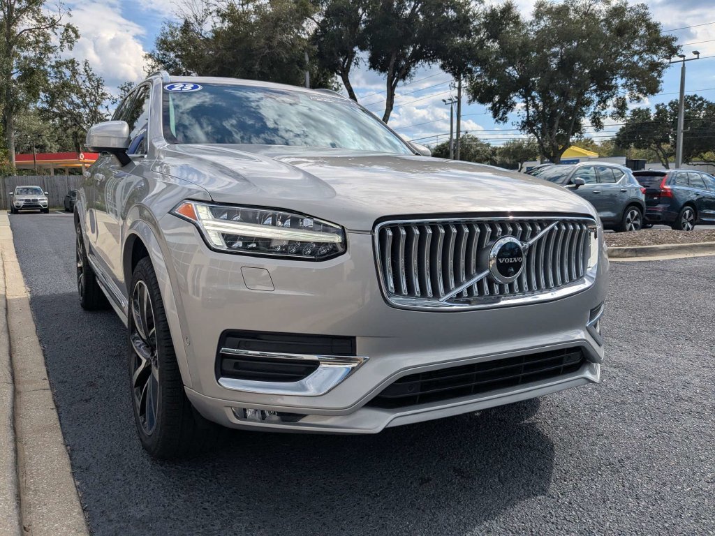Certified 2023 Volvo XC90 B5 Plus w/ Protection Package Premier AWD/4WD image 8