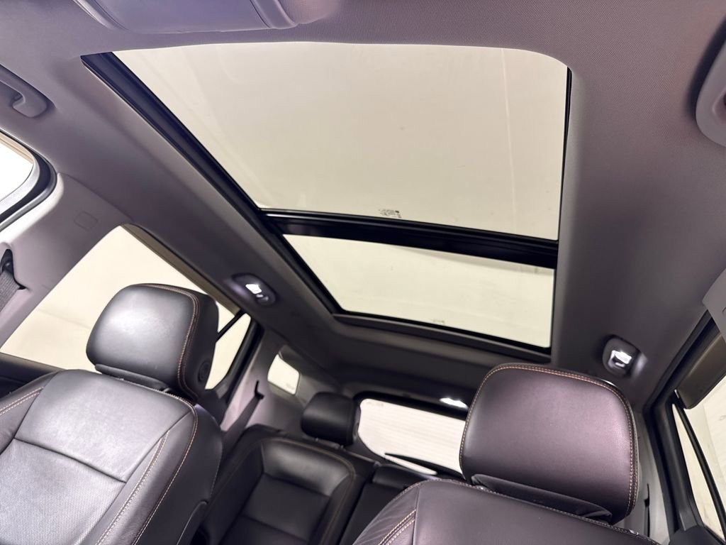 Used 2018 GMC Terrain SLT w/ Preferred Package FWD image 20