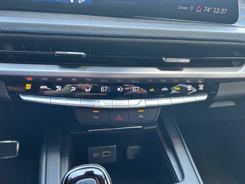 Used 2024 Cadillac XT4 Sport FWD image 14