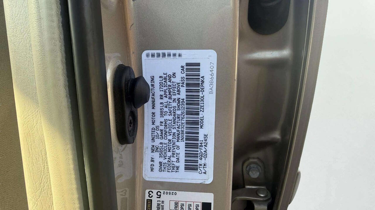 Used 2006 Toyota Corolla LE FWD image 21