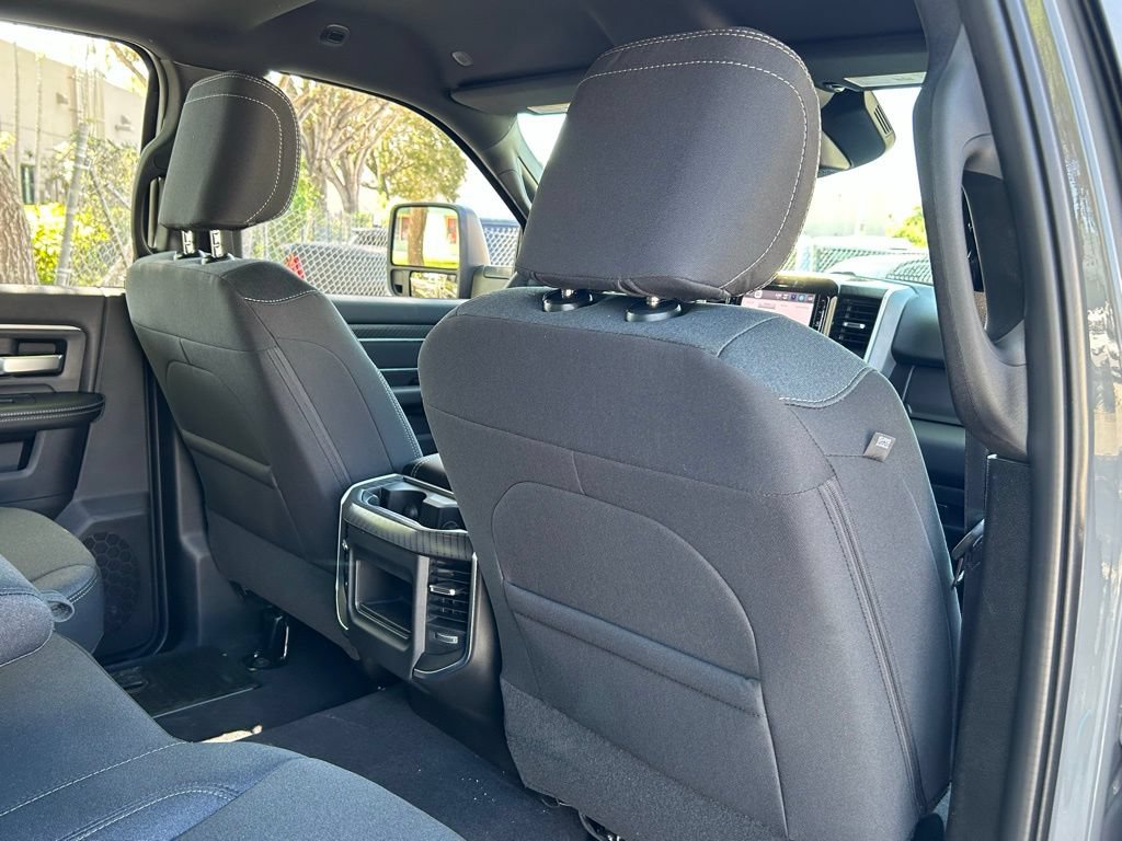 New 2026 RAM 3500 Big Horn AWD/4WD image 44