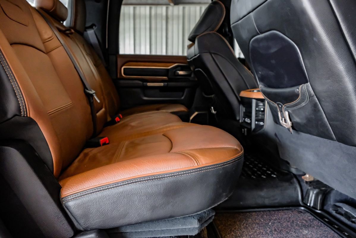 Used 2019 RAM 3500 Limited image 33