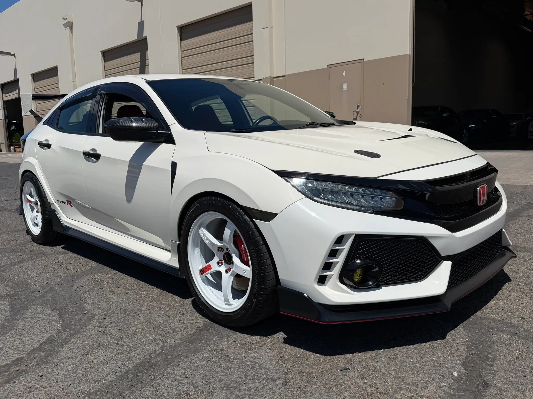 Used 2019 Honda Civic Type R image 11