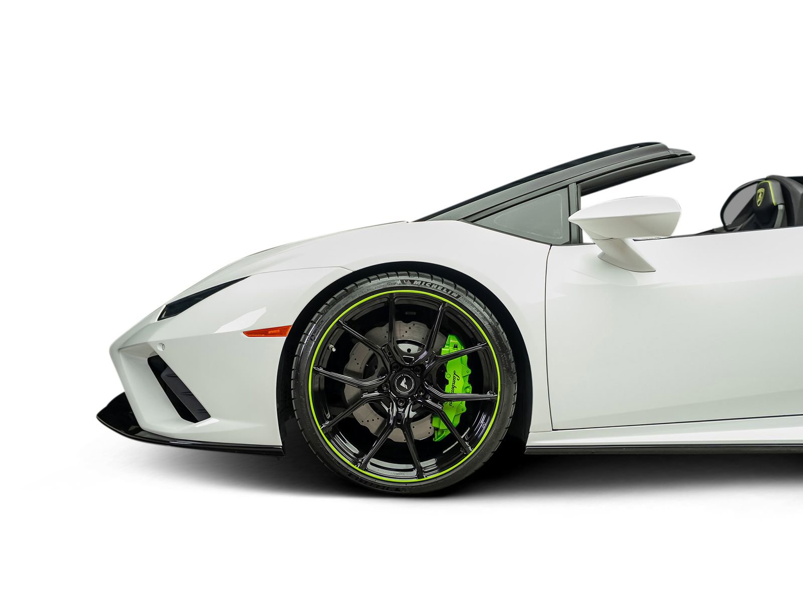 Used 2020 Lamborghini Huracan EVO RWD image 26