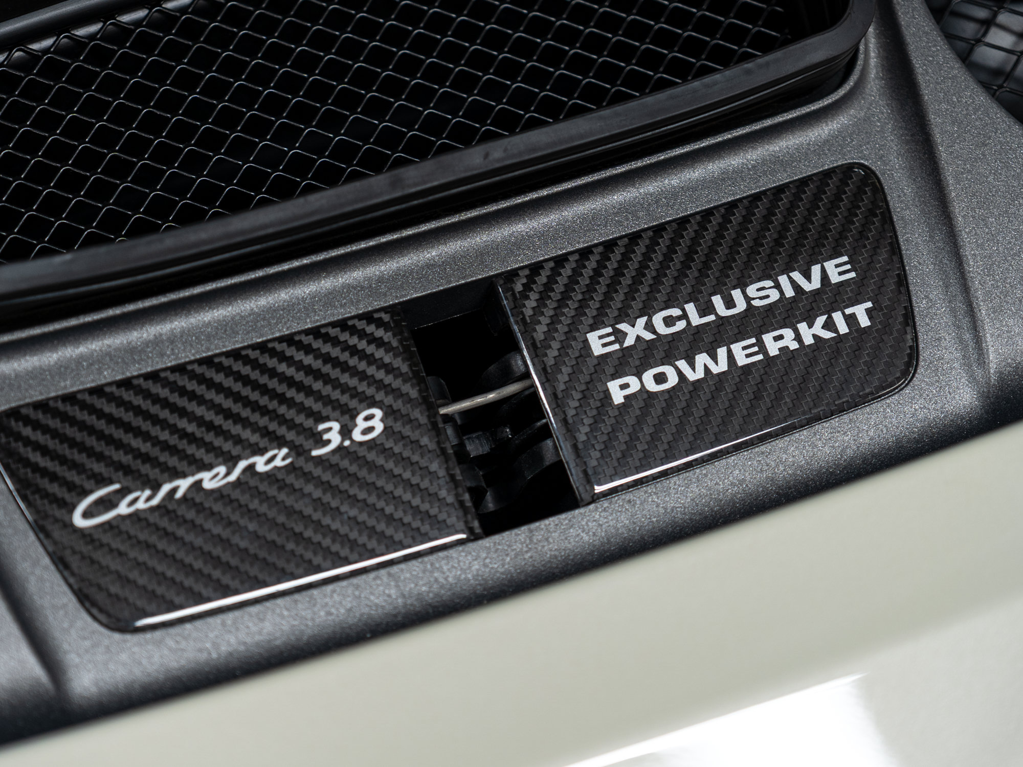 Certified 2014 Porsche 911 50th Anniversary Edition RWD image 14