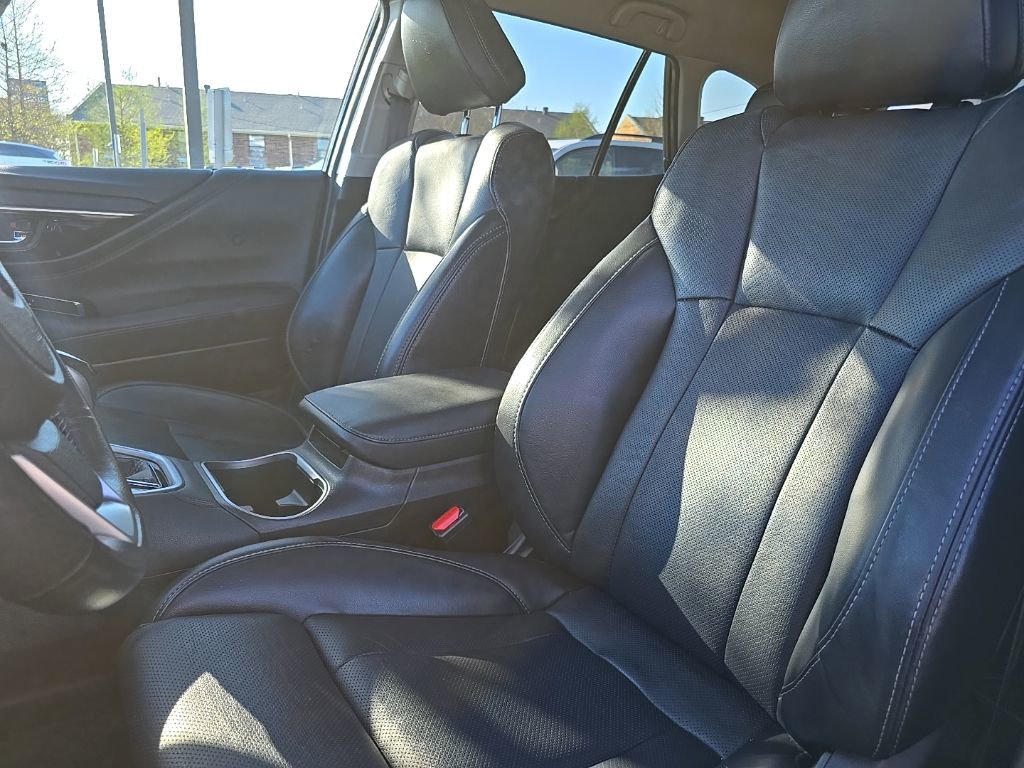 Used 2023 Subaru Outback Limited image 16