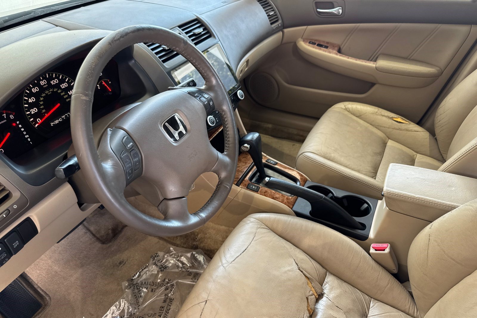 Used 2004 Honda Accord EX image 11