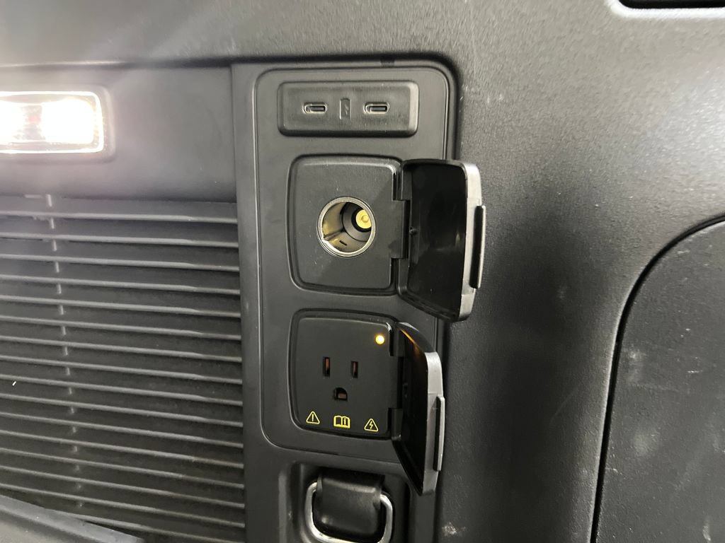 Used 2025 Ford Expedition Platinum AWD/4WD image 50