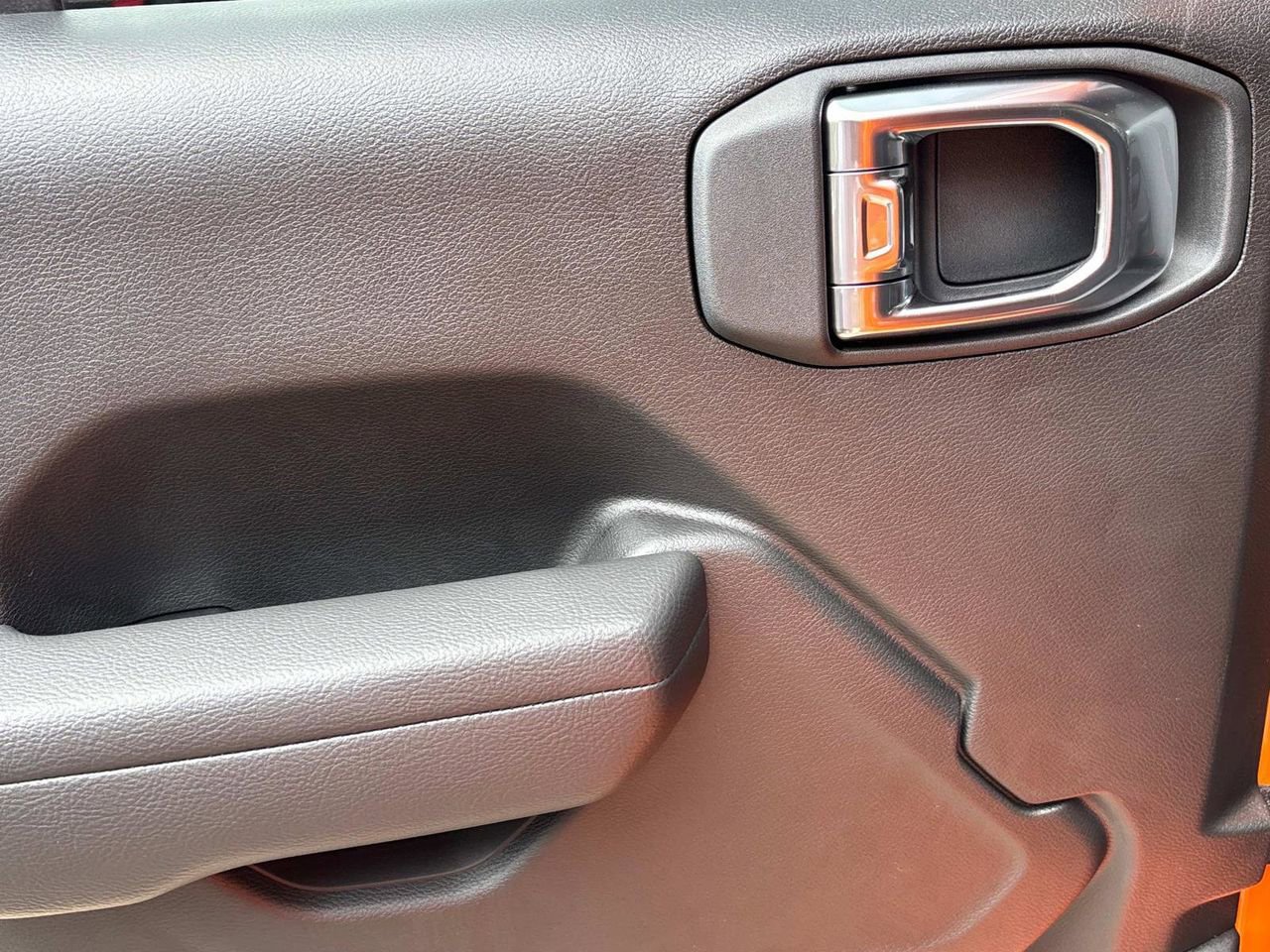 New 2025 Jeep Gladiator Sport image 32